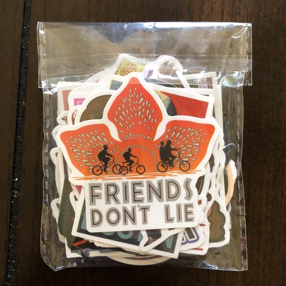 STRANGER THINGS NWT stickers set of 50 - Picture 7 of 8